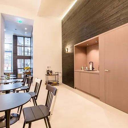 Grosszuegiges Apartment Mit Lounge Naehe Naschmarkt Vienna Esterno foto