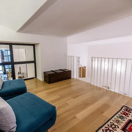 Grosszuegiges Apartment Mit Lounge Naehe Naschmarkt Vienna Esterno foto